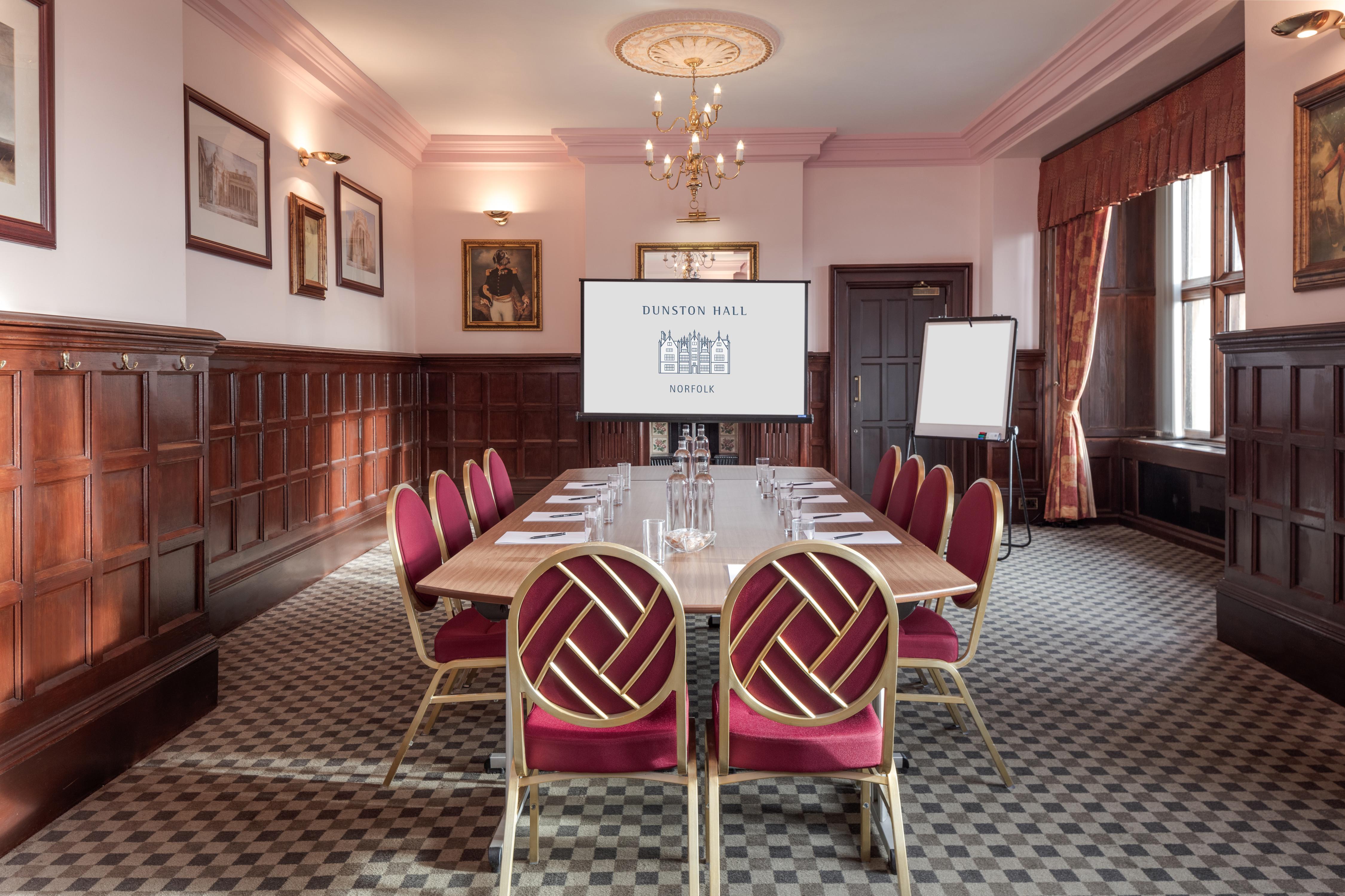 Dunston Hall Hotel, & Golf Hotel 4*